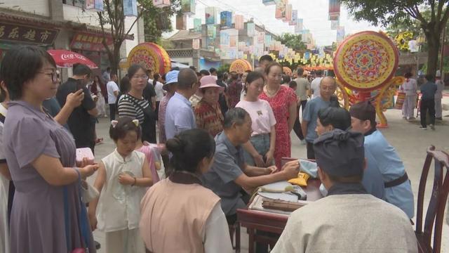 灵台特色产品彩亮相“问道崆峒·康养平凉”文旅促消费活动