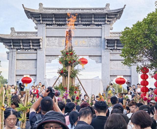 在文林村，共赴一场“火”的盛宴