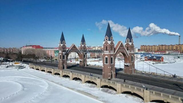 被低估的北疆县城，只去中转太可惜了