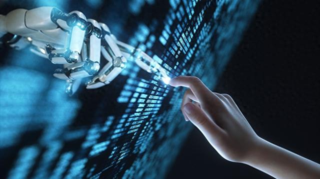 移动互联网不香了？鸿蒙砸70亿大搞AI生态，小开发者也能赚大钱！