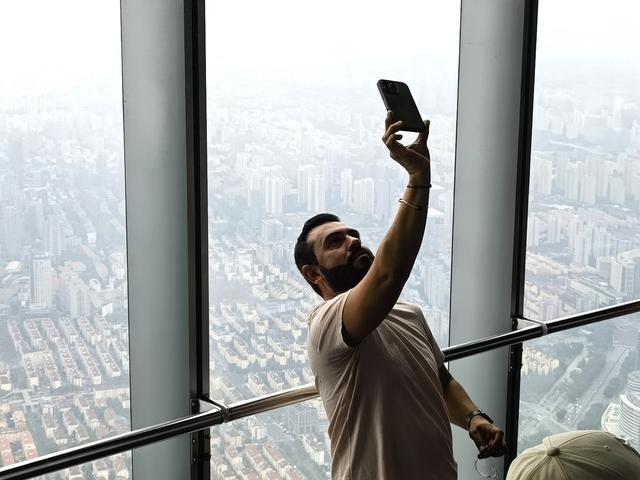 上海前10个月接待游客近730万人次 已超2024年全年