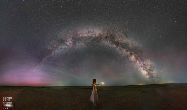 向宇宙借一颗星星 | 图片来源及版权：土卫七