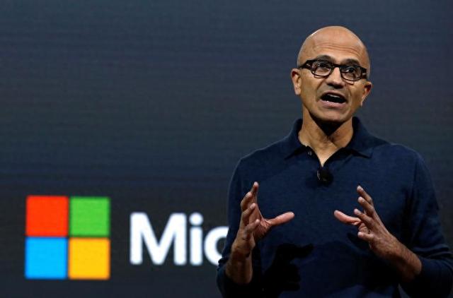 AI芯片堆仓库，微软投资难落地，北欧中东因能源逆袭改变行业格局