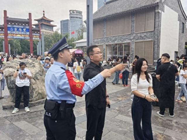 “文化喊话”升级，济南公安在泉城诗画中守护游客平安