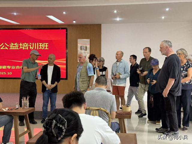 陶都宜兴又圈粉！大牌陶艺家邀请西望村紫砂艺人出国交流