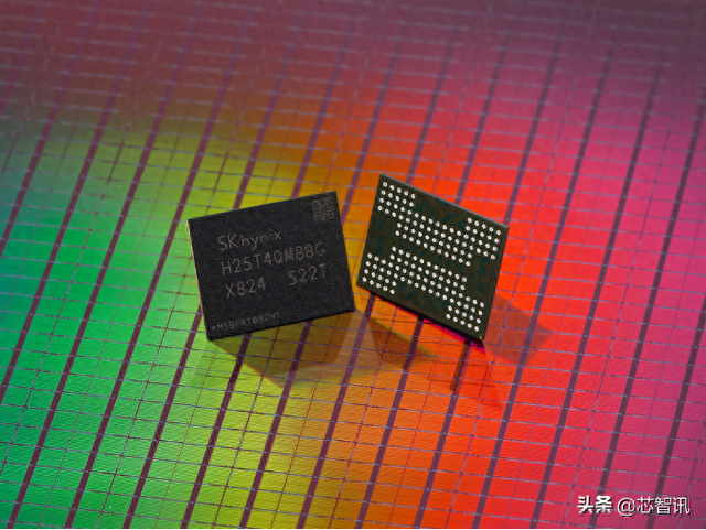 SK海力士宣布321层2Tb QLC NAND量产