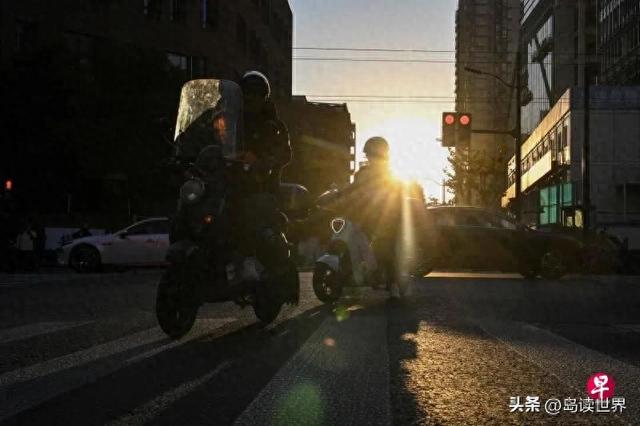 中国明年继续实施更加积极财政政策 学者预计支出强度“只强不弱”