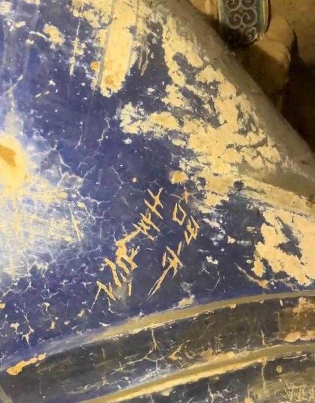 游人疑惑云冈石窟佛像咋有乱刻乱画？景区回应：属早年遗留，也算历史见证