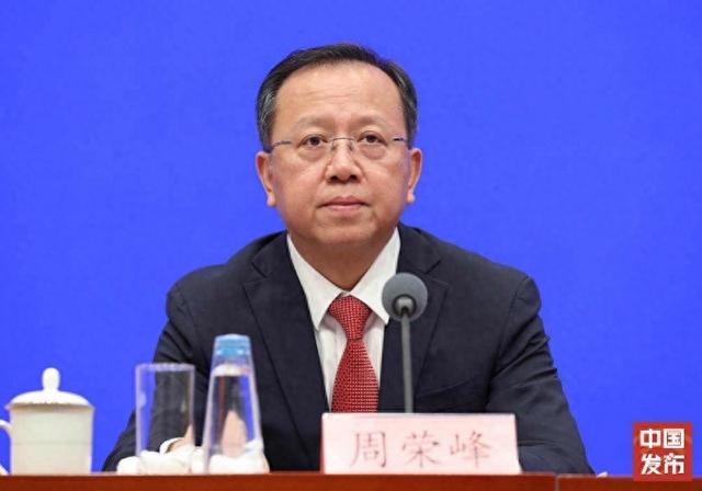 明年将对全国高速路服务区厕所改造，坐便位比例提至两成以上