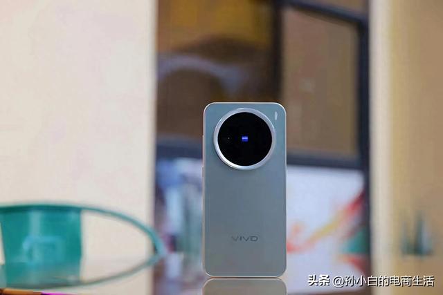 差价200元，OPPO Find X8S和vivo X200 Pro mini谁才是小屏之王？