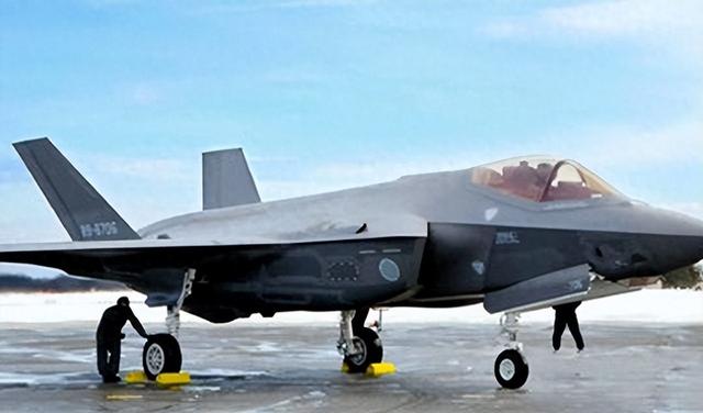 若战争爆发，日本专家曾暗示：日自将对中国军舰发起“3重打击”