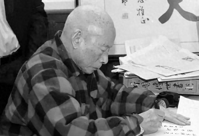 78年他调任北京市委书记，对华国锋抱怨：我到天津屁股还没坐稳