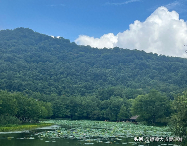 这个杭州名山真有超棒，集合了登山探洞祈福，关键还可以自驾上山