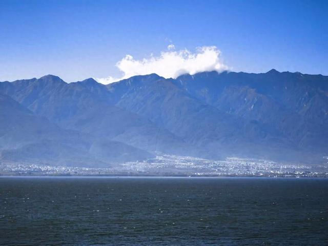 兄弟姐妹们继续“洋葱式穿搭”！！