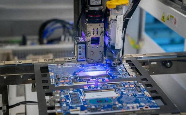 日本：再不阻止，很快中国就能把芯片干到当年和DVD一样的白菜价