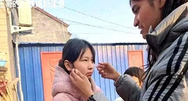 王佳音二胎临盆！小王收养离婚哥哥的女儿算自找麻烦吗？
