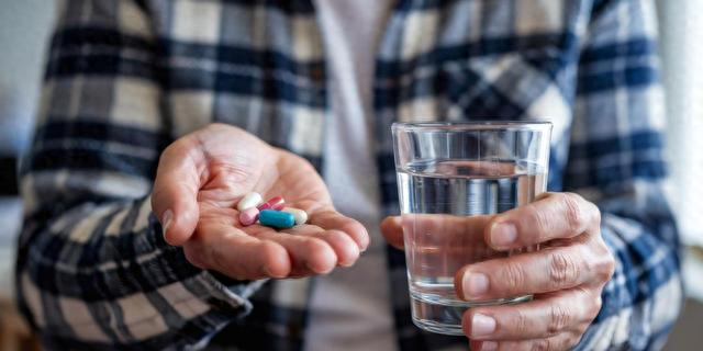 抑郁不是一粒药能解决的事：我接触的98%老人？都忽略了这一点