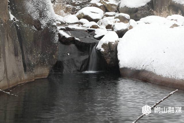 崂山九水游览区迎来今冬首场降雪 开启冬日游序章