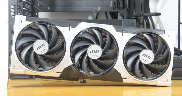 碾压3090！RTX5070Ti 4K游戏大作实测：真·次世代游戏神器！