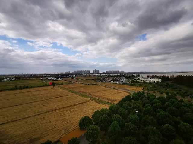 小胖鱼爷爷奶奶 寻找海头江尾的壮阔 七十二家理想村