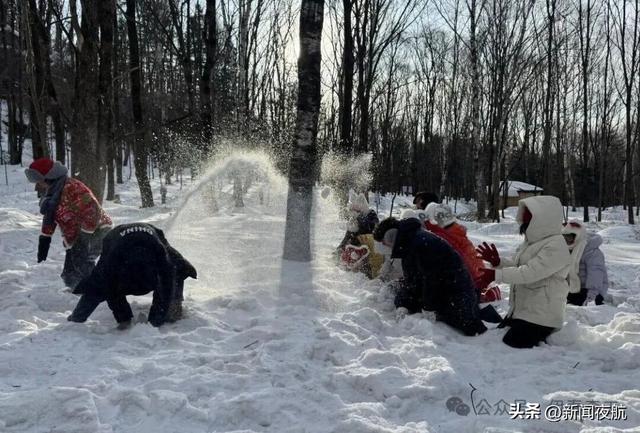 【引客入伊】铁力：冰雪正盛“超长雪期” 新春时节游人如织