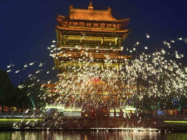 暑期年轻人爱上小城慢游，山东潍坊、枣庄进入高星酒店预定增幅top10