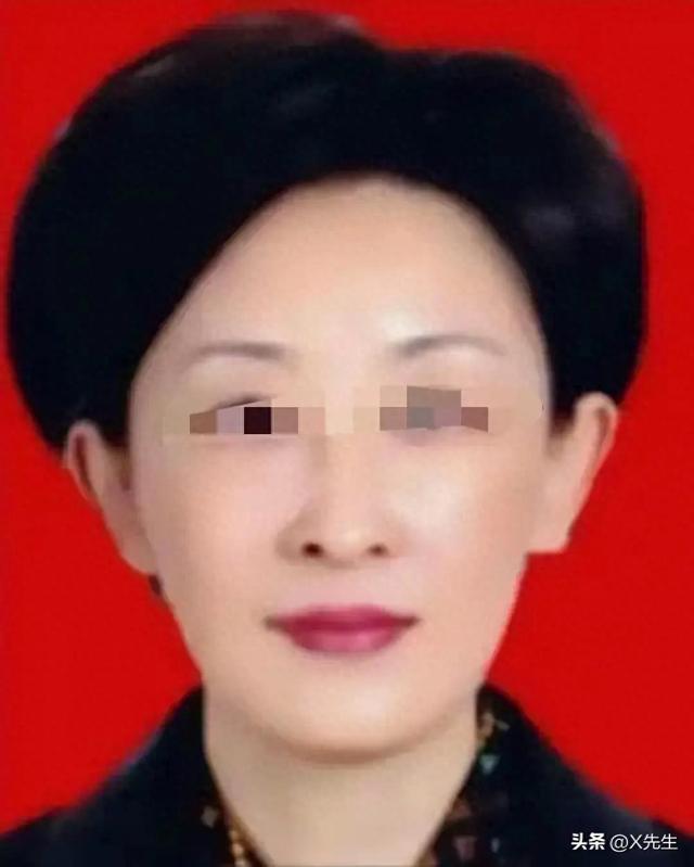 又揪出来一个巨贪，金额高达9.7亿，首富夫人郝斌跨境逃亡失败了