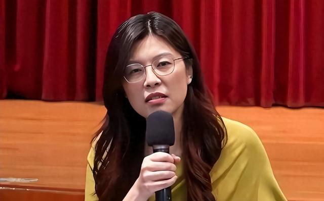郑丽文说想到北京谈后，民进党急了，发声阻扰，郑丽文7个字反击