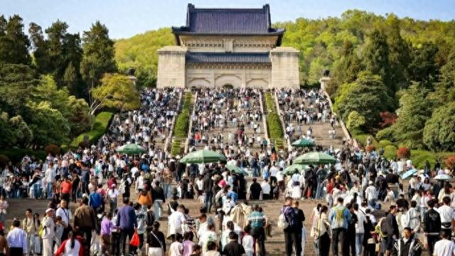 南京：真的来了一亿人