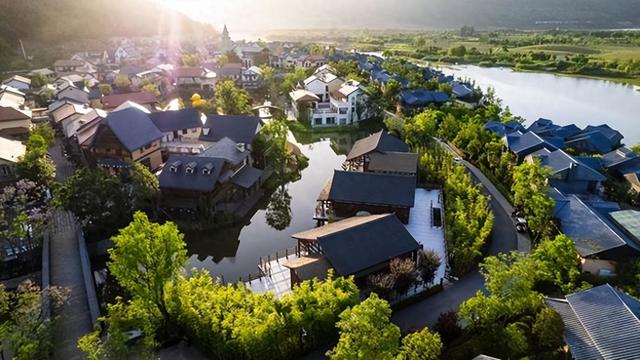 凤仪湾嘉舟丽港酒店：湿地生态里的度假明珠