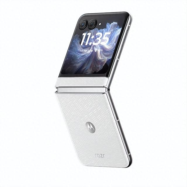 大学生选哪款折叠手机好？联想moto razr 60系列三款任选