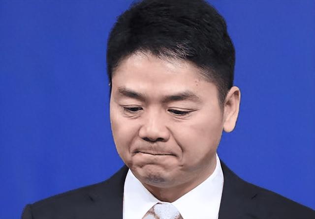 婚变风波48小时后，刘强东不再沉默，坦言“在老婆面前没了自信”