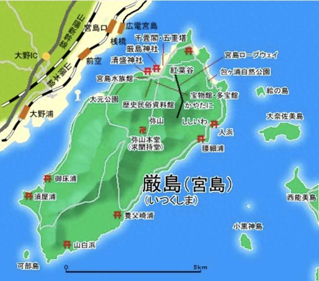 日本广岛湾中的宫岛，面积30km²