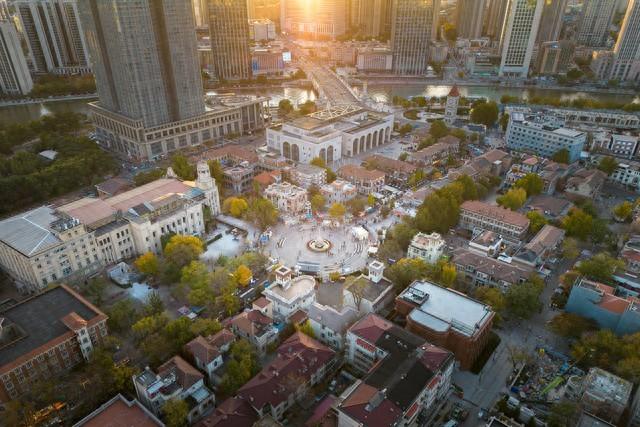 我跟对象在天津卫遛了半年，终于看懂，为啥全来天津了