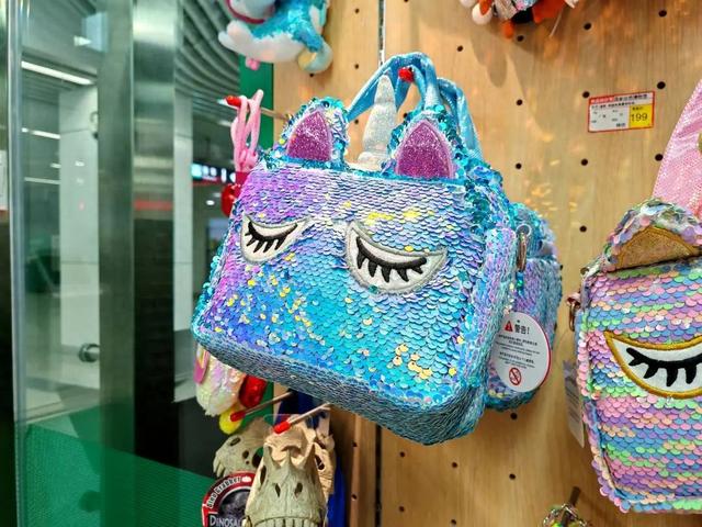 当文创店开进地铁站……