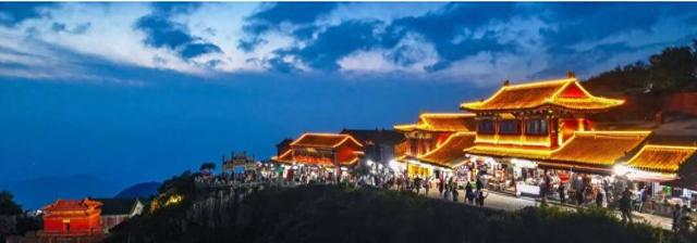 组图｜夜览泰山 别样之美