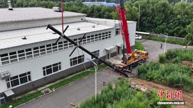 国内首个66千伏碳纤维抢修塔在吉林市研发成功
