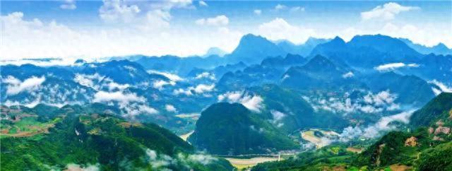 藏不住了！月亮峡的秋