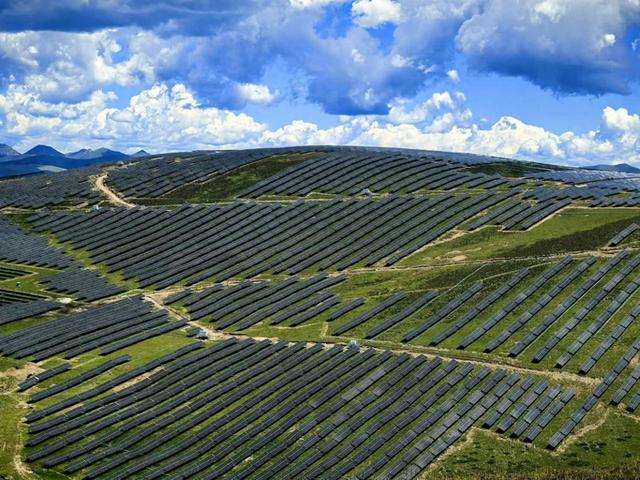 甘孜seo优化厂家（探访雅砻江柯拉一期光伏电站云端之上的绿色奇迹）
