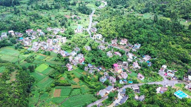 盘州大海村：靓丽小山村成避暑旅居新宠