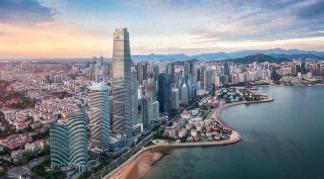 青岛之行，一场蔚蓝色的旧梦。