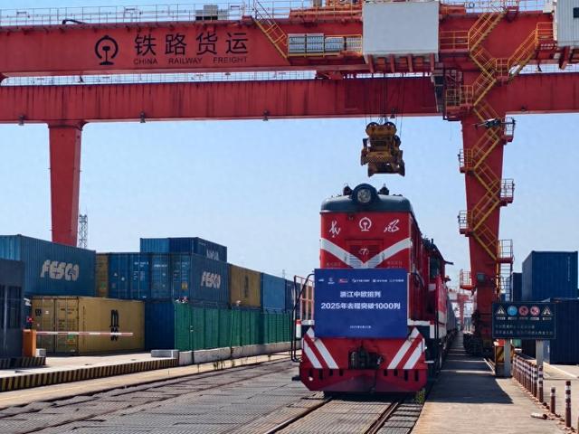 今日要闻！11月19日晚上七点前，刚刚发生的最新消息！