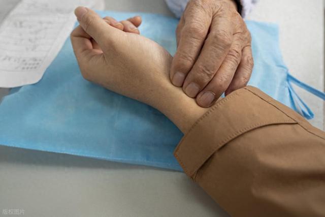 老中医警告：90%的糖尿病并发症，病根在这两点，别总盯着血糖治