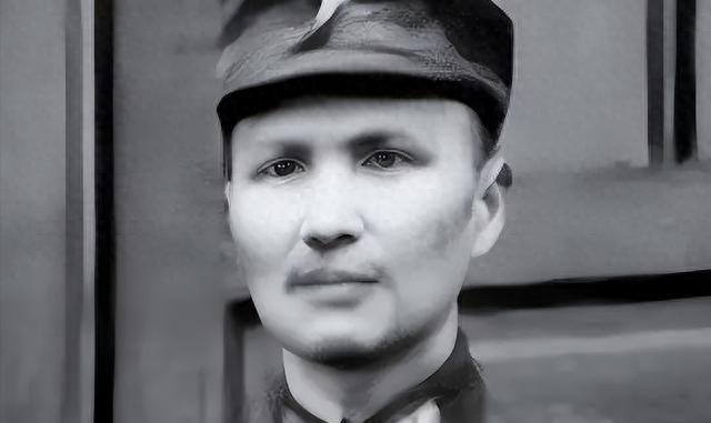 孙殿英炸开慈溪陵墓后	，竟急着上去扒掉慈禧的裤子，这是为何？