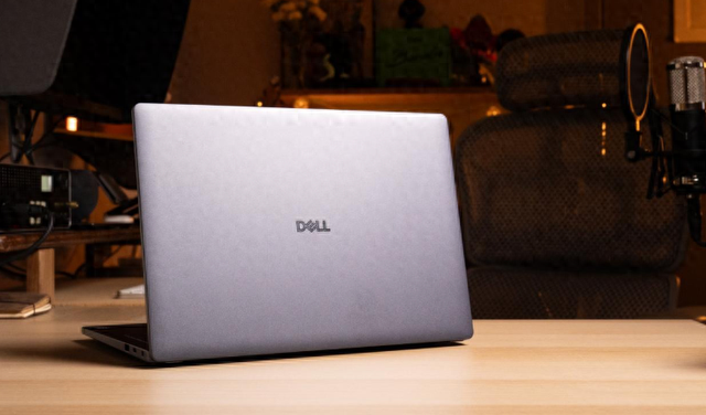 Dell Pro 14 Premium：口袋里的 AI 工作站