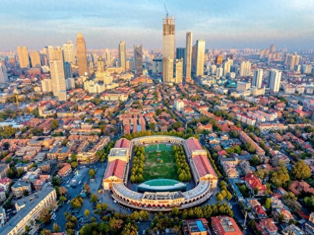五大道穿越时光的万国建筑，天津旅游靓丽的名片，推荐靓丽的景点