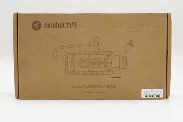 非大型切割机搞不定这大块头！九号1080W ebike新国标充电器拆解