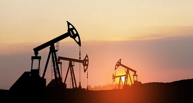 布油突破61美元！中国财政刺激托底需求，油价面临两年最长连跌？