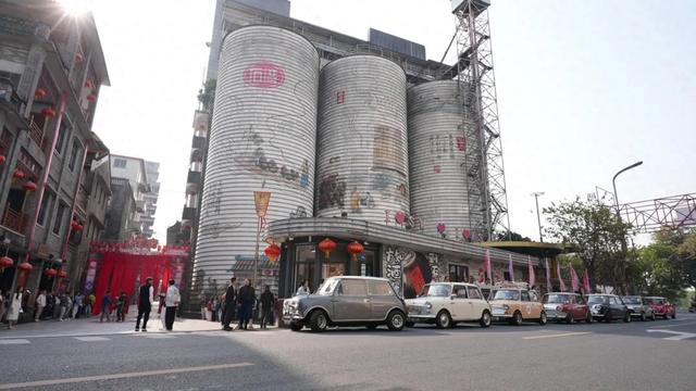 湾区文化探寻首站|古董Mini车队巡游朱紫街