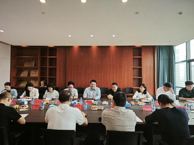 凤凰点优化（凤凰街道优化产业园区职工服务）